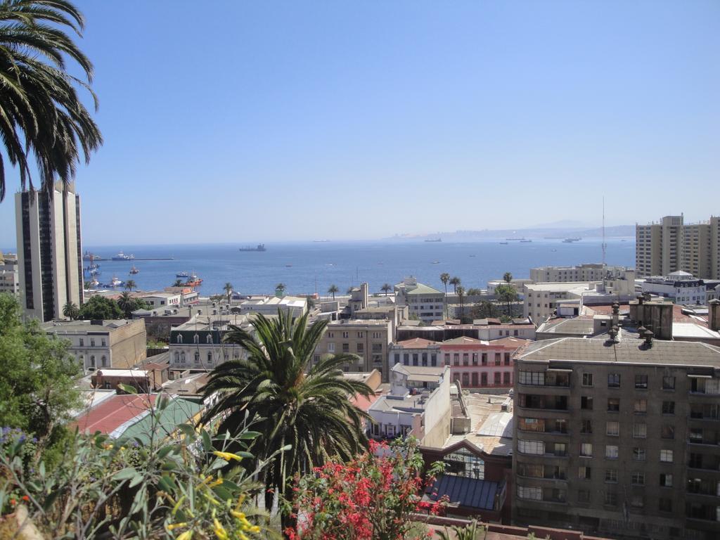 The Travelling Chile Hotel Valparaíso Exterior photo